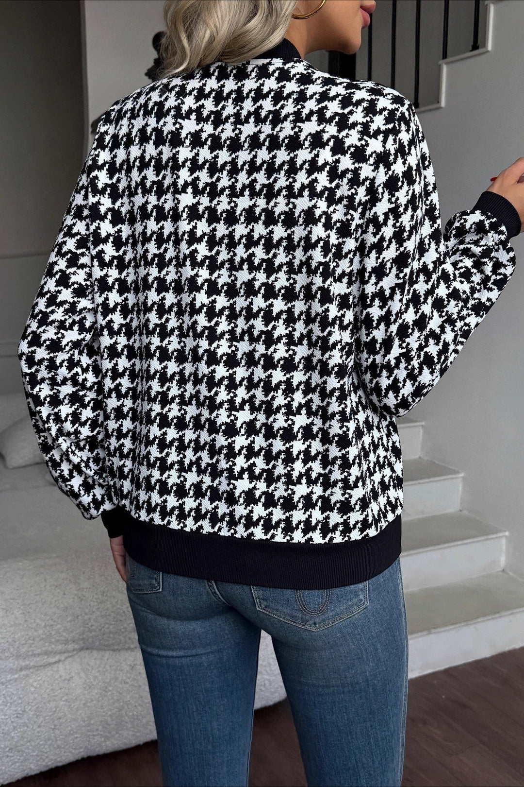 Luvik | Ermeløs Houndstooth Fitted Jakke