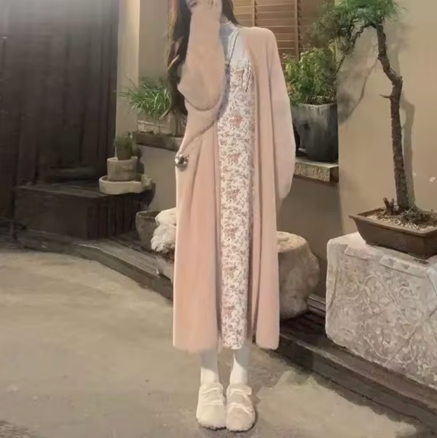 Luvik | Neulepaito Naisille