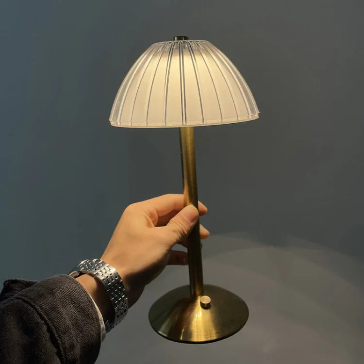 Bordlampe med krystallskjerm og USB-lading Luvikno
