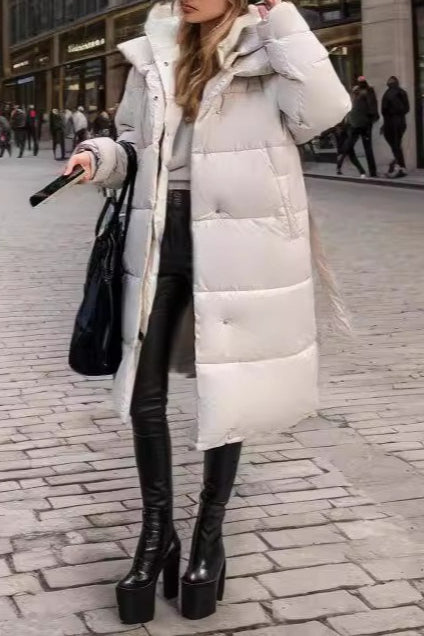 Luvik | Keskipituinen hupparin puffer-takki