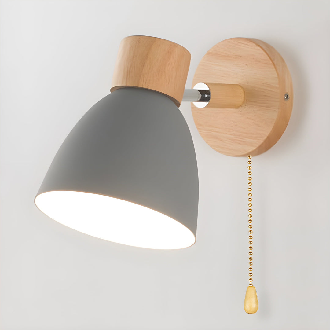 Tre Nordisk Vegglampe med Bryter for Koselig Soverom | Luvikno