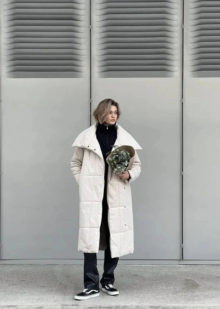 Luvik | Ylihkokokoinen pystykaulustakki