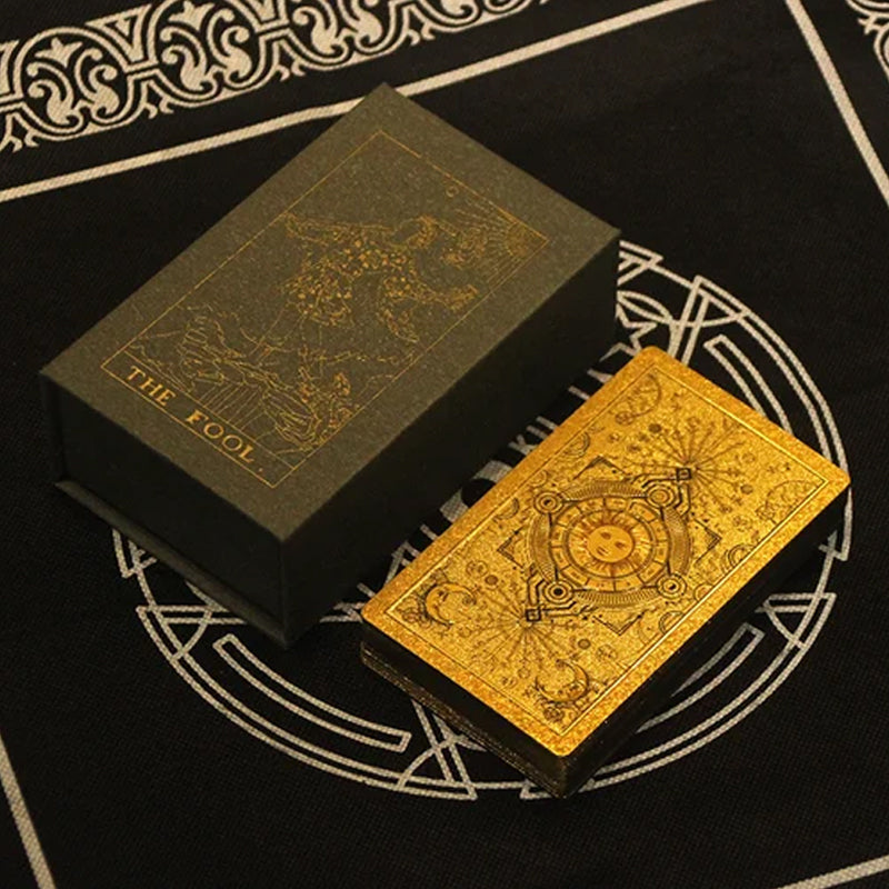 Luvikno | Utforsk den mystiske verden av tarot Gullfarget tarot