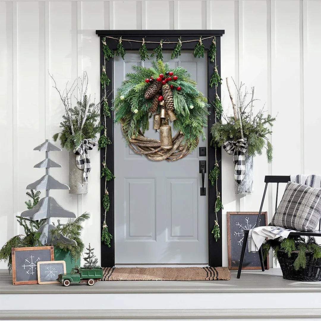Luvikno | Julekrans | Boho stil | Rustikk vintre basis med kongler og gyldne bjeller