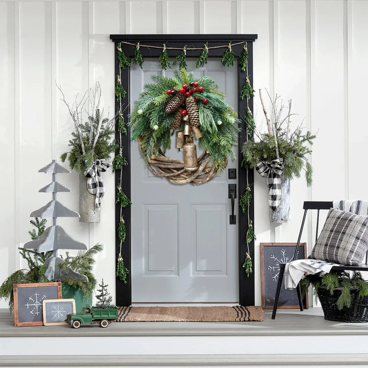 Luvikno | Julekrans | Boho stil | Rustikk vintre basis med kongler og gyldne bjeller