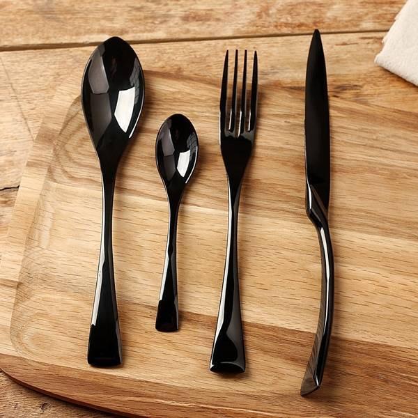 Jet Black Bestikk - 4 Delt Sett | Luvikno