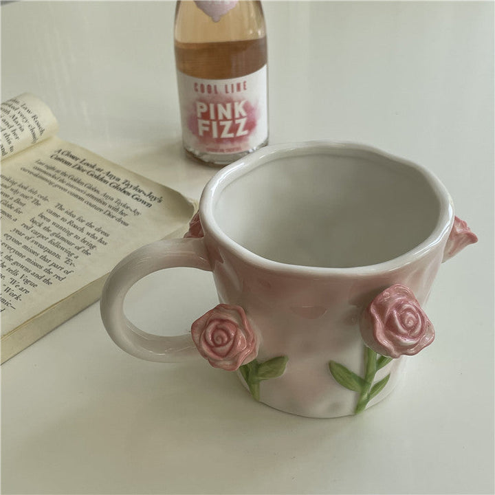 Kunstnerisk 3D blomst keramisk krus – Fangende tulipan- og rose-design | Luvikno