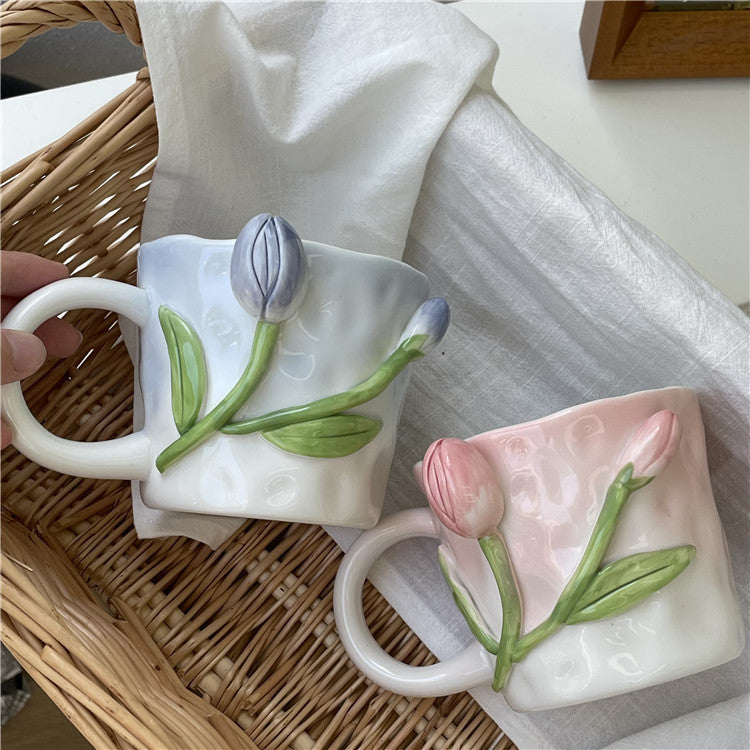 Kunstnerisk 3D blomst keramisk krus – Fangende tulipan- og rose-design | Luvikno