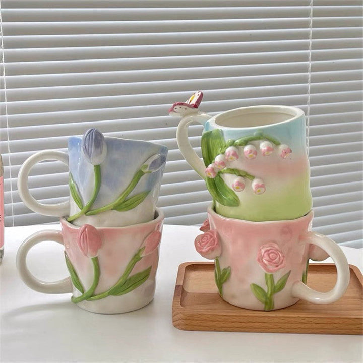 Kunstnerisk 3D blomst keramisk krus – Fangende tulipan- og rose-design | Luvikno