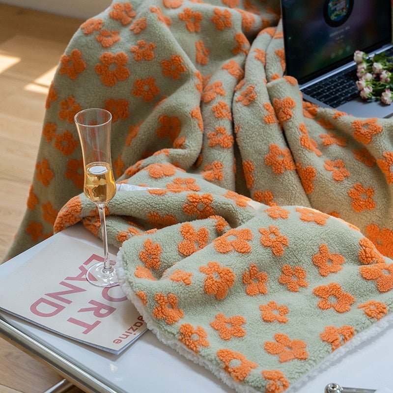 Fluffy Floral Plush Tykket Teppe for Koselig Komfort | Luvikno