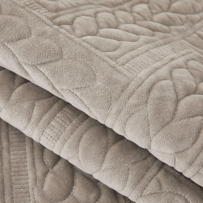 Varm Crystal Velvet Hvete Broderi Antiskli Sofa Dekke | Luvikno