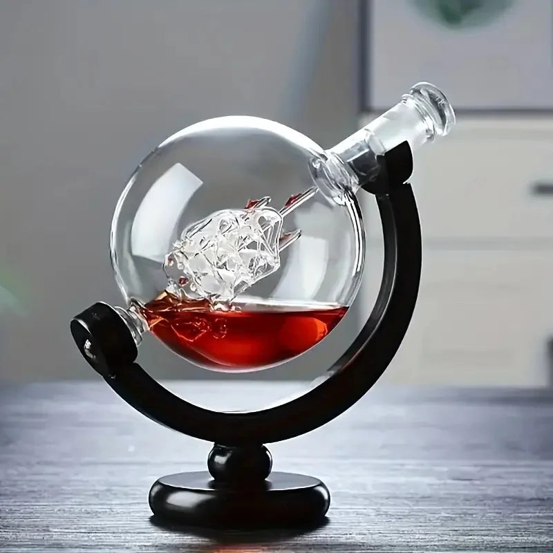 Glass Whiskey Decanter Set med Tre Stativ Graverte Verdens Ball Design | Luvikno