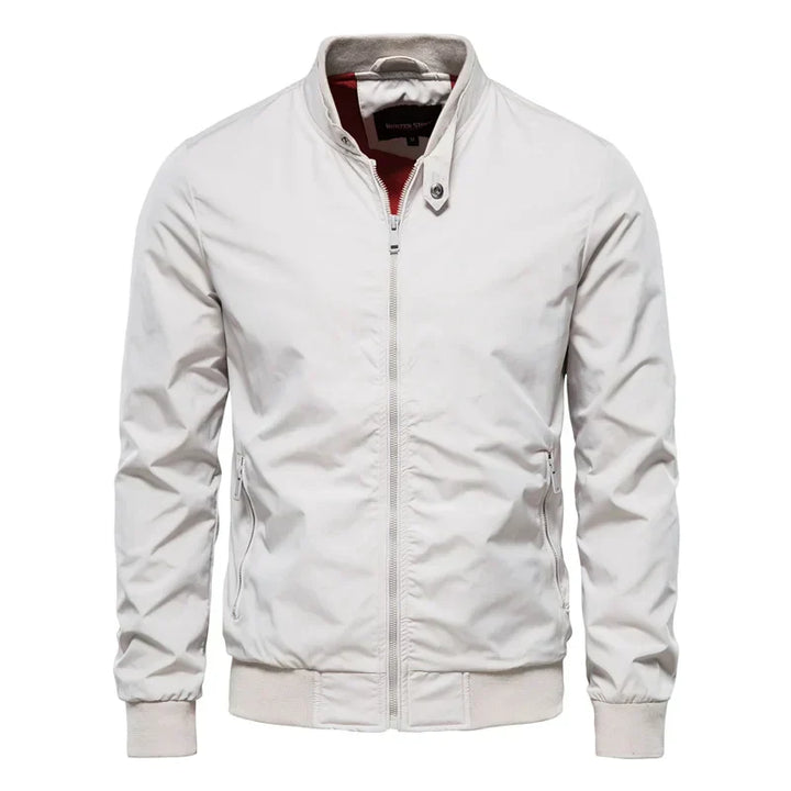 Luvik | urheilullisen-tyylikäs bomber jacket kesäkäyttöön miehille