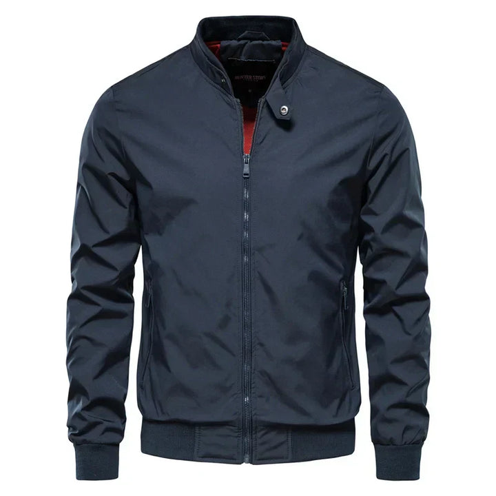 Luvik | urheilullisen-tyylikäs bomber jacket kesäkäyttöön miehille