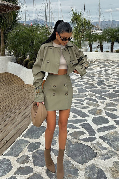 Luvik | Napitusyksityiskohta Lyhennetty Takki & Minihame-setti