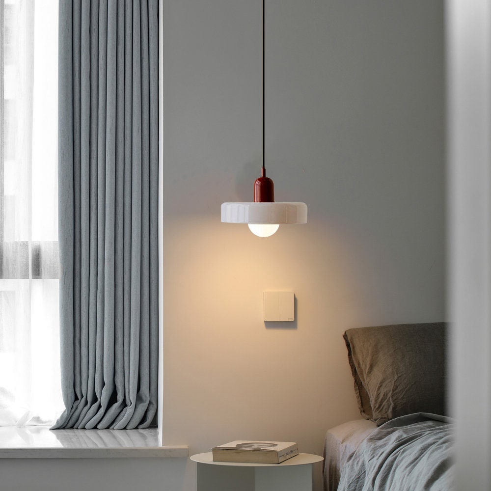 Farget glasspendellampe - BauLume | Luvikno