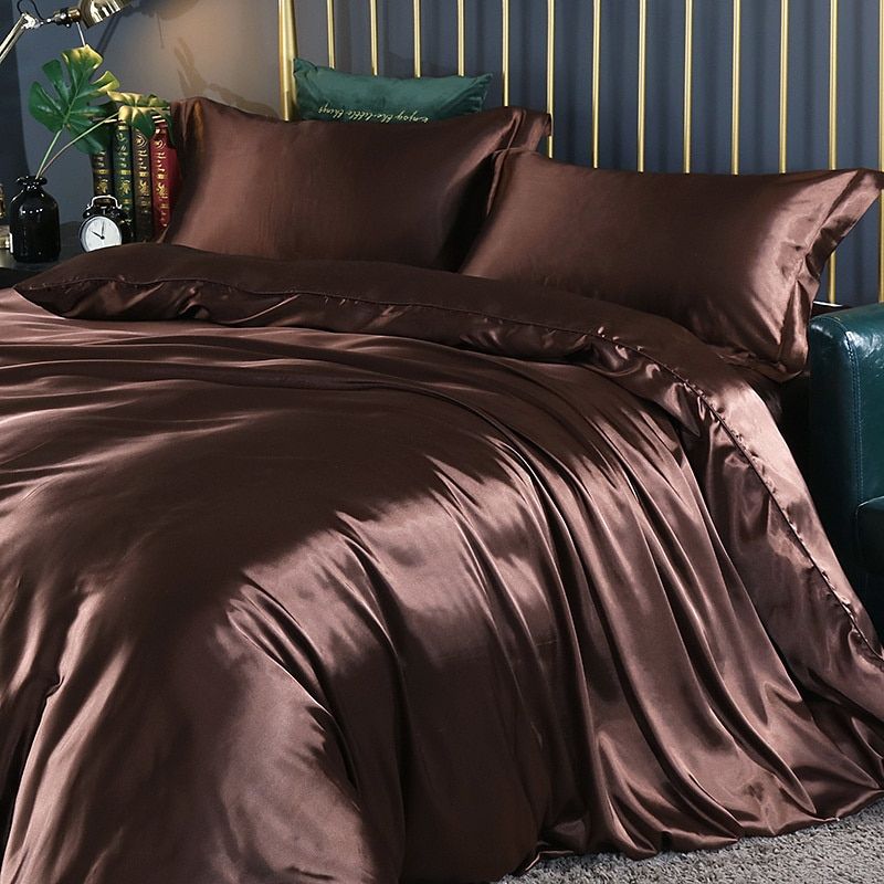 4-delt luksussett silk/satin sengetøy - 2x putetrekk og laken Luvikno