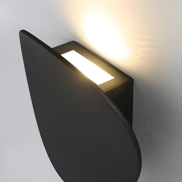 Elegant LED vegglampe – Stilig belysning for en varm atmosfære | Luvikno