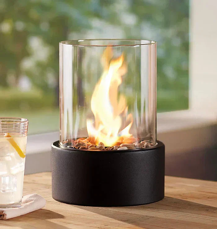 Luvikno | Bordlanterne FlammaLume | Bærbar dekorativ ildlampe | Moderne design & flammeeffekt | For innendørs & utendørs | Rund laget av stål & glass