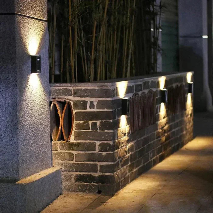 Moderne & Trendy Hagevegglampe - EcoShine | Luvikno