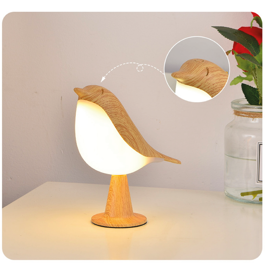 Bordlampe med fugldesign i trelook Luvikno