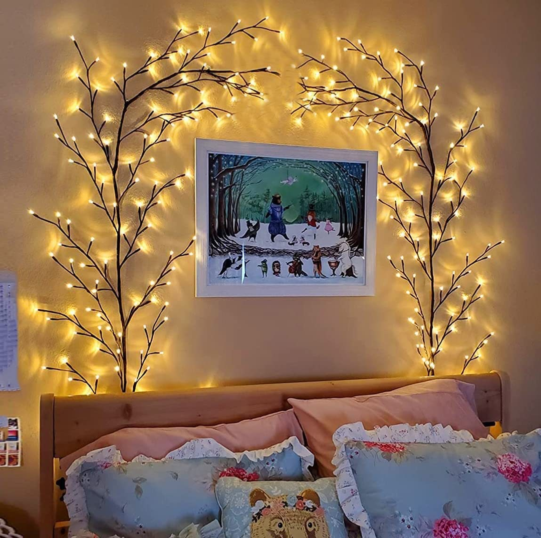 Glødende Tregren Dekor LED Vegglampe Luvikno
