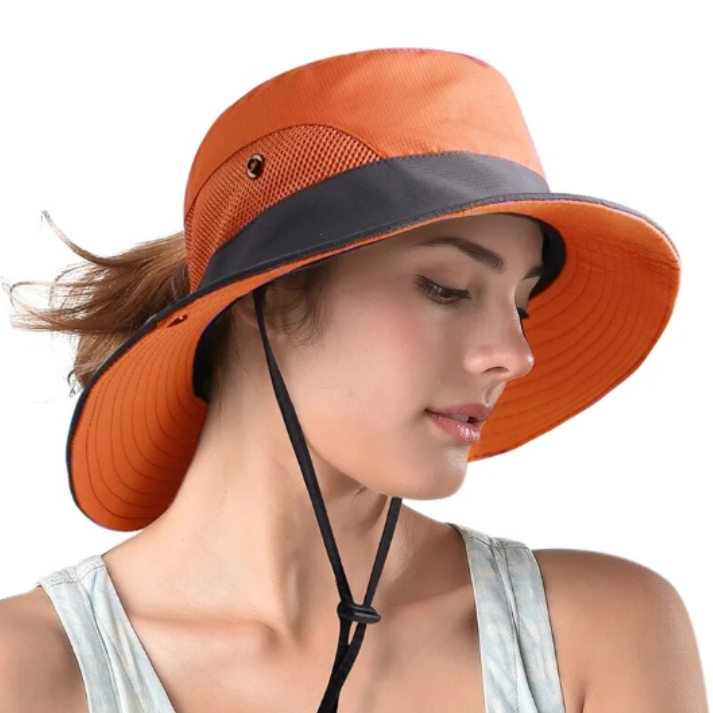 SunShield Hatt – Stilfull solbeskyttelse for utendørs Luvikno