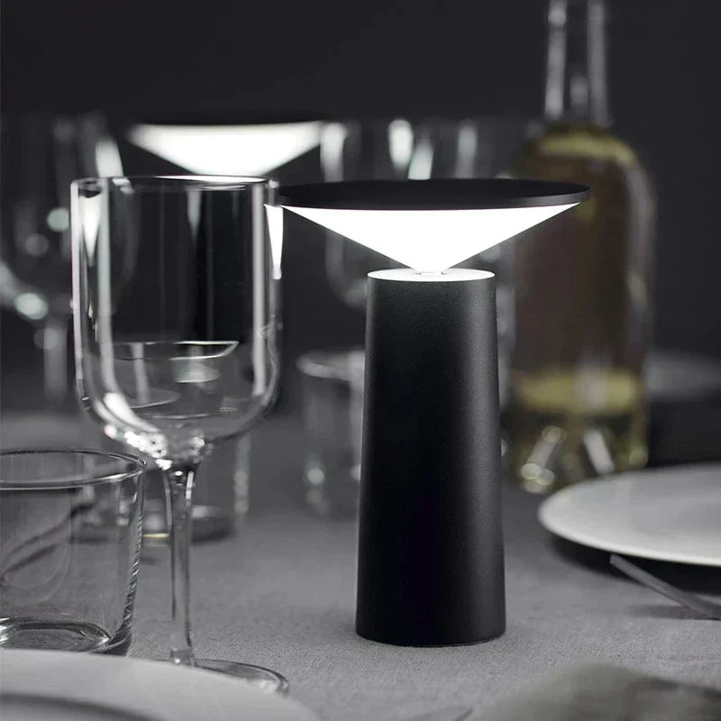 Luvikno | Aurora Bordlampe Moderne Dimmbar Elegant Design