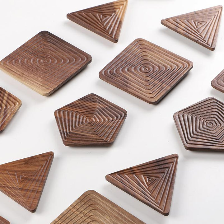 Creative Coasters – Svart valnøtt i unike former Luvikno