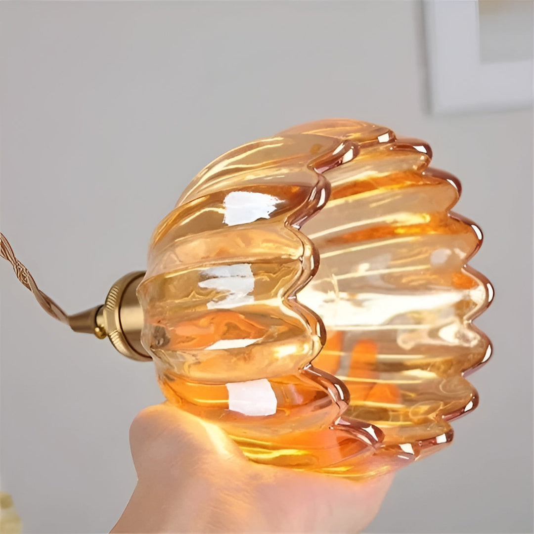 Pendellampe med Luviknoomsterglass – Japansk design for koselige rom | Luvikno