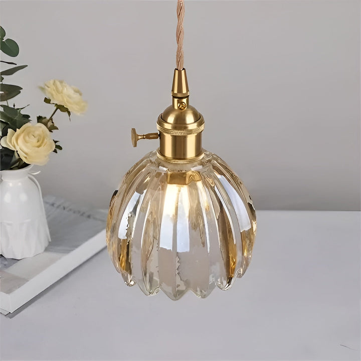 Pendellampe med Luviknoomsterglass – Japansk design for koselige rom | Luvikno