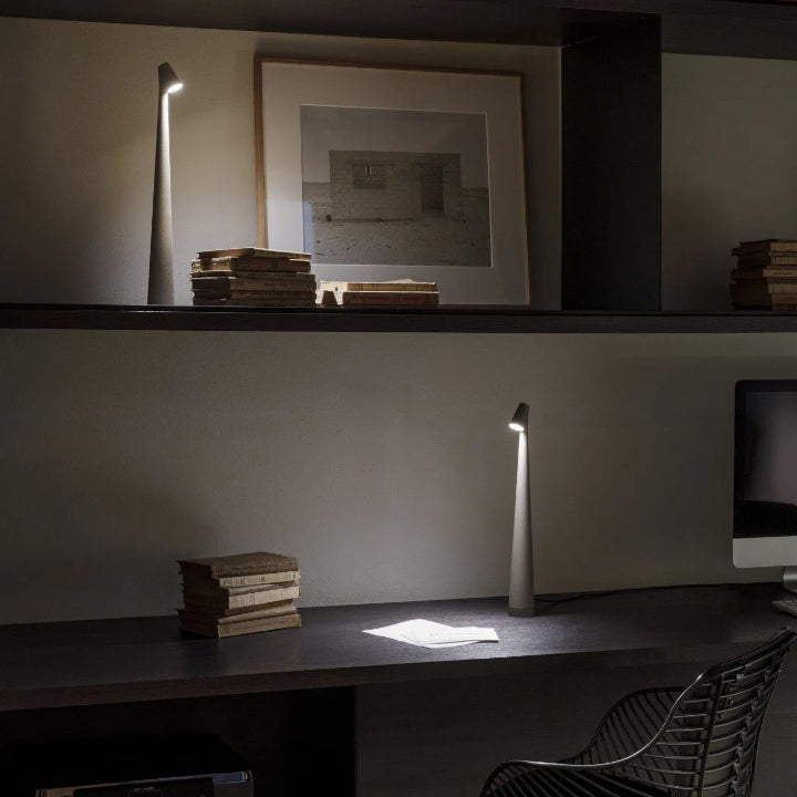 Luvikno | Skulpturell Bordlampe Trådløs LED Lampe Solid Aluminiums 10000mAh Batteri 3-Nivå Dimming CRI 90 USB-C Ladekontakt Varm Hvit 2700K