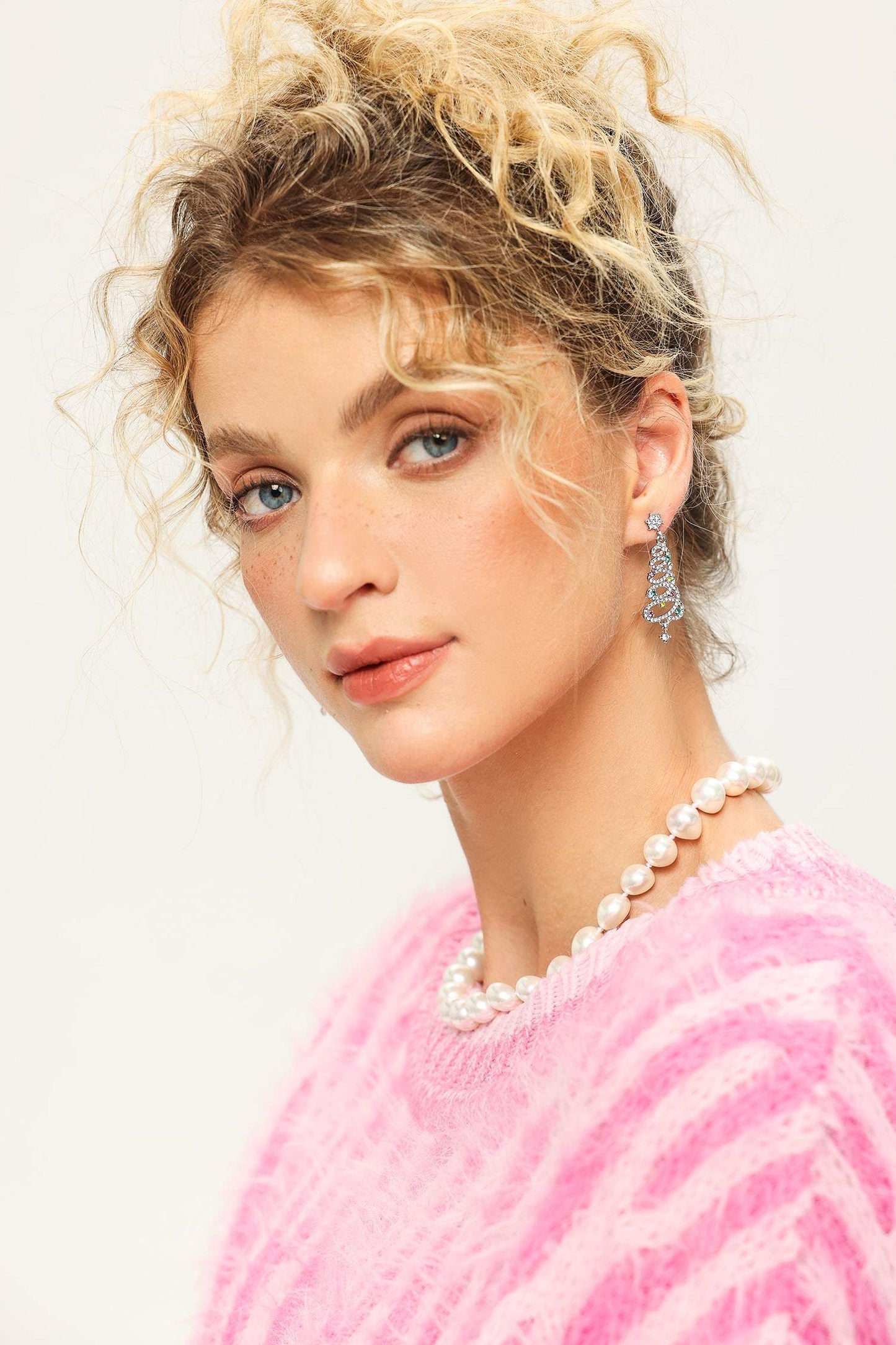 Luvik | Joulukuusi tupsukorvakorut