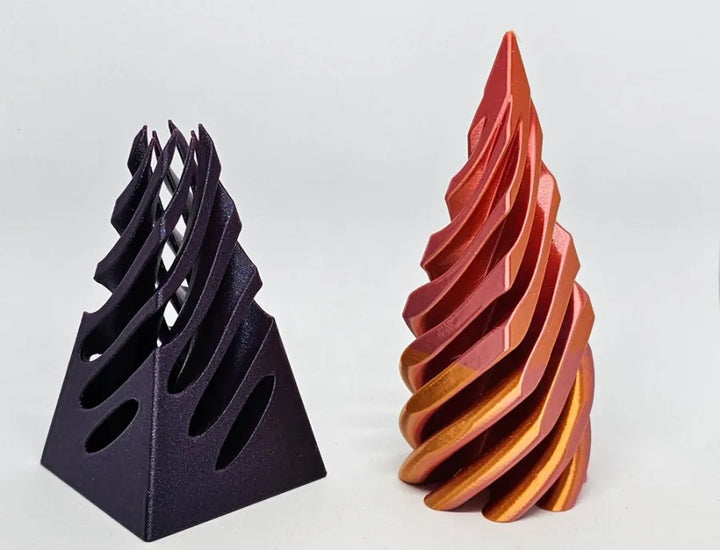 Umulig pyramide passasje skulptur | Luvikno