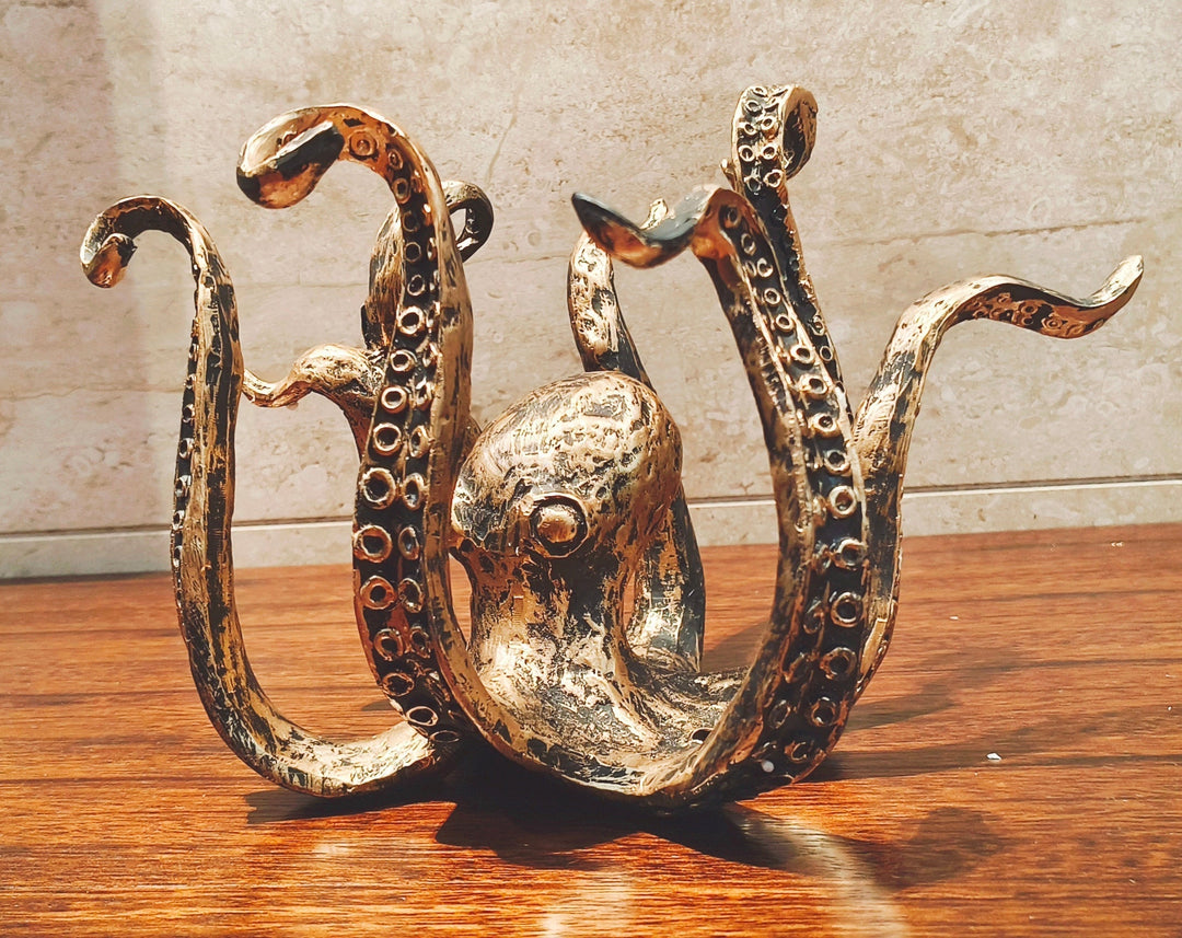 Kraken - Octopus Design Rustikk Cruch Holder Luvikno