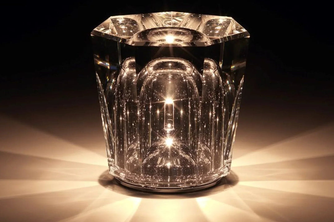 Luvikno | Krystall Bordlampe VÉLORIA | Diamantutseende & 360° Lyslek | Trådløs & USB Oppladbar | Opptil 12 timer. Lysvarighet