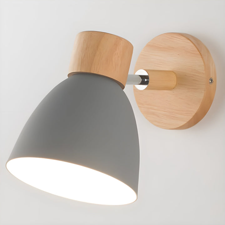 Luvikno | Tre Norsk Vegglampe med Bryter for Soverommet