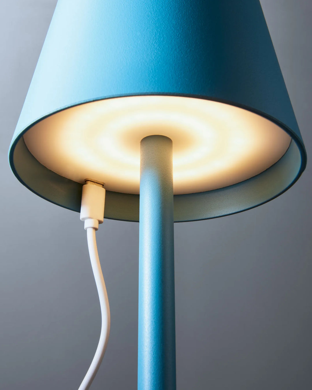 Luvikno | LED Bordlampe – Trådløs, Berøringskontroll & Dimmbar Lys