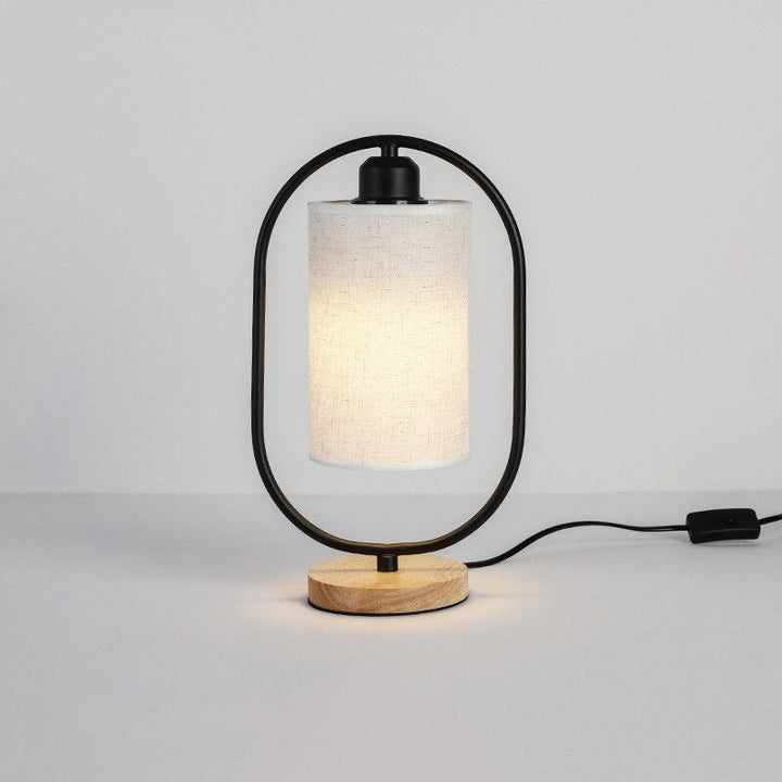 Industriell stil trebordlampe med metalldetalj | Luvikno