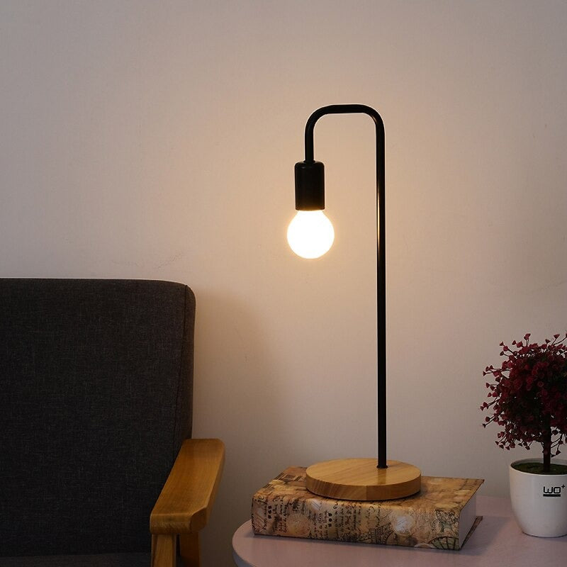 Elegant metall lampe Luvikno