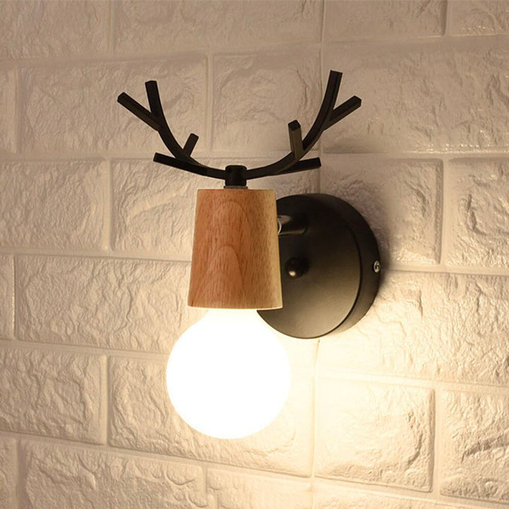 Deer Antler Vegglampe i Nordisk Stil Design | Luvikno