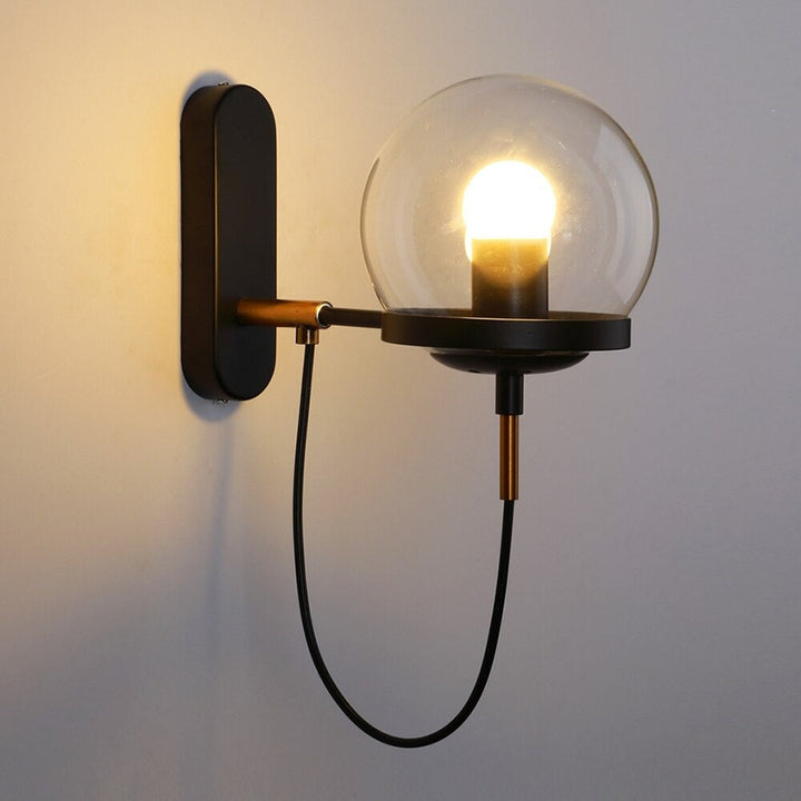 Chic Design Vegglampe med Glasskuppel | Luvikno