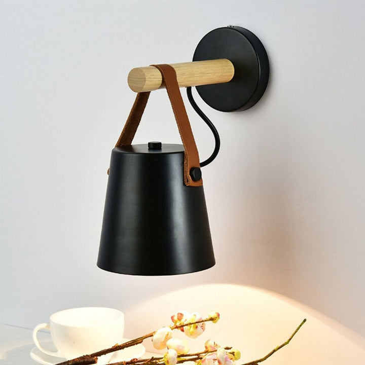 Skandinavisk Vegg Nattbord Lampe Retro Berøringsfølsomt Design | Luvikno