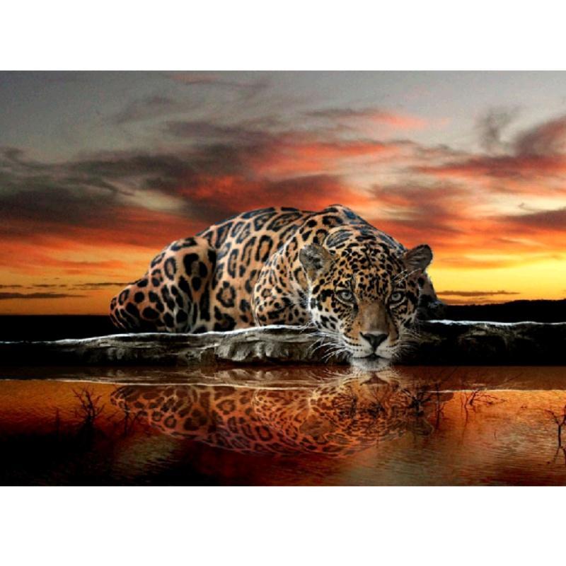 Leopard Reflection - GemPaint Kit | Luvikno
