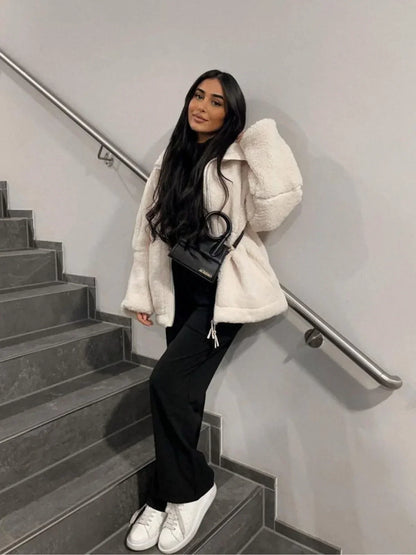 Luvik | Villa Rullakaulustakki