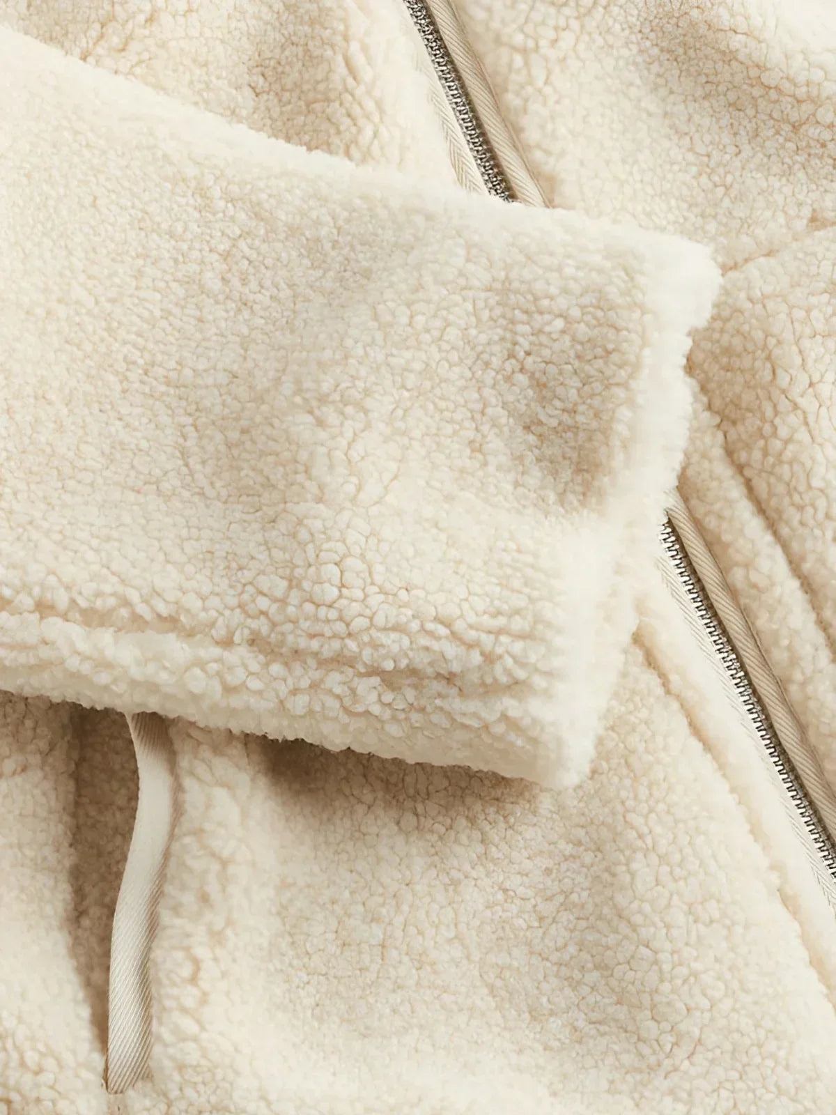 Luvik | Villa Rullakaulustakki