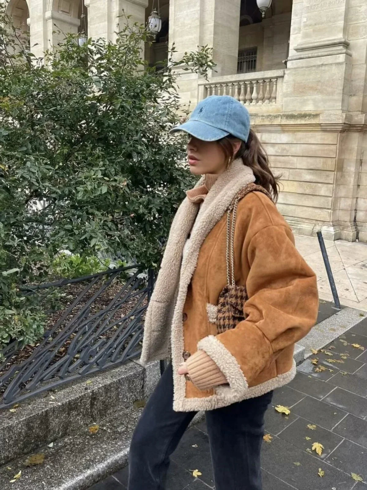 Luvik | Sherpa-vuorattu tekonahkakangastakki