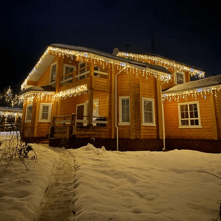 Luvikno | LUMICURTAIN – LED Hagegardiner for Funklende Ute Stemning