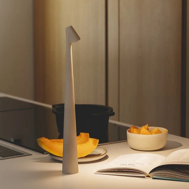 Lys bærbar bordlampe Luvikno