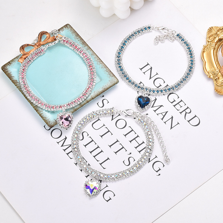 Luxury Cat | Luxury Crystal Cat Collar Heart Gemstone Pendant Reflective Luvikno